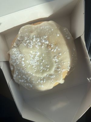 Lemon bar 🍋🤍 (nice but last year's recipe was so much better)  at MidnighTreats in Arlington