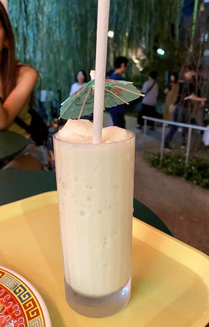 pina colada, too much coconut at Oscar in Tokyo