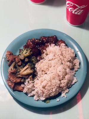 Combo plate  at Oscar in Tokyo