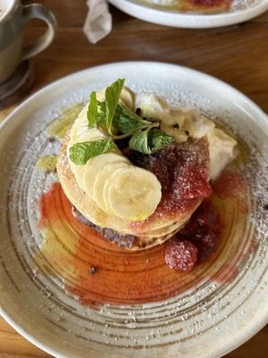 Happy pancakes  at Mana Retreat in 