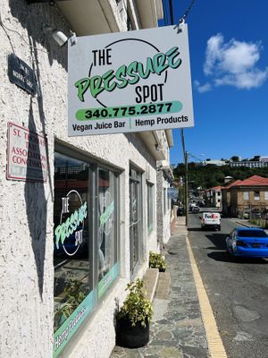 Wide range of breakfast & lunch options  at The Pressure Spot in St Thomas