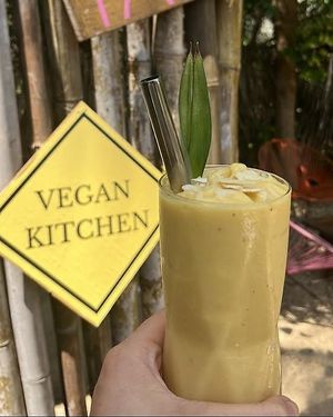 Mango-Curcuma Smoothie at YAAB Vegan Kitchen in Puerto Escondido