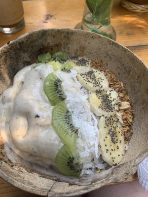 Tropical-Bowl #Veganuary at YAAB Vegan Kitchen in Puerto Escondido