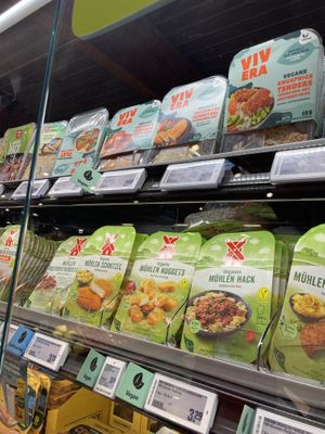 Vegan, vegan vegan...  at REWE Markt Familie Röttcher in Kaarst