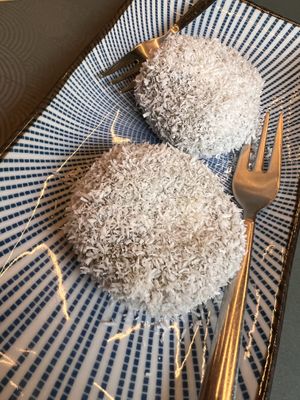 mochi vegan green tea   at Tenmaya in Rome