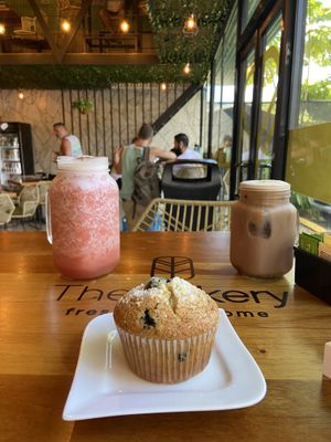 Husbands blueberry muffin (not vegan)  at The Bakery in Uvita