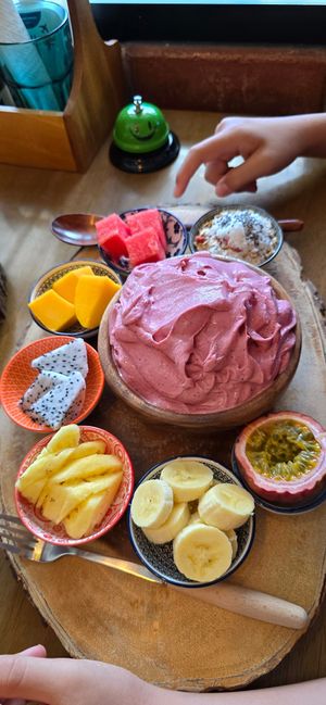 That's a medium bowl! at Talay The Little Spoon - ทะเลเดอะลิตเติ้ลสพูน in Phuket