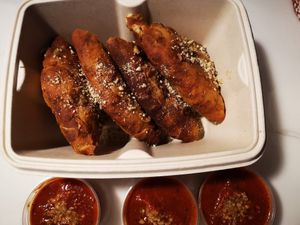 Naked Pizza - take out at Ver De in El Nido