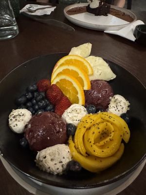 Açaí bowl   at Ver De in El Nido