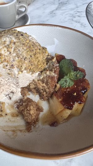 Malva pudding  at Ver De in El Nido