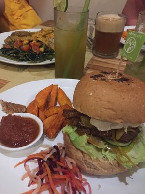 Burger at Earth Cafe and Market in Ubud