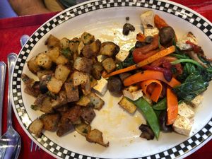 Veggie Rumble w/ Tofu.  Minimal oil used   at The Fly Trap in Ferndale