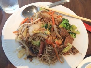 House Lo Mein with rice noodles at Green Sprout in Atlanta