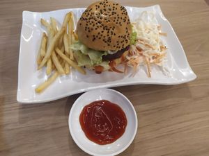 Veggie burger at Green Feel Restaurant in Masai