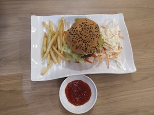 Veggie burger at Green Feel Restaurant in Masai