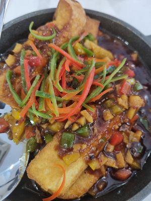 Hotplate homemade tofu at Green Feel Restaurant in Masai