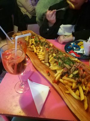  at Bar y Vuelvo Holley in Santiago