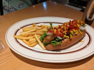Vegan hot dog 🌭 at Common Well  in Kyoto