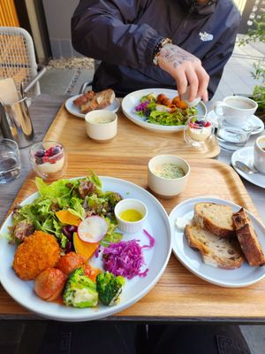 Breakfast set. Lots of yummy veg. Beautiful sourdough toast, soup and a yoghurt at Common Well  in Kyoto