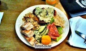 Falafelteller at Kombuse in Mannheim