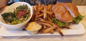Burger platter at MeeT on Blanshard in Victoria