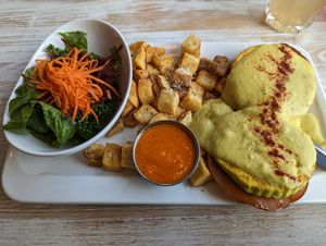 Classic Benny at MeeT on Blanshard in Victoria