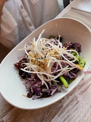 Ginger beefless bowl at MeeT on Blanshard in Victoria