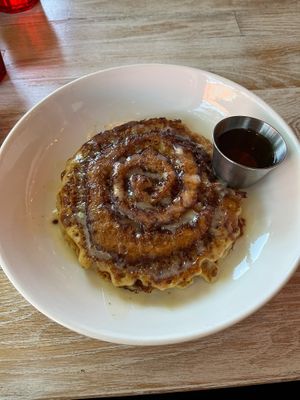 Cinnamon roll pancakes at MeeT on Blanshard in Victoria