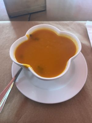 Sopa de cenoura com gengibre   at Da Tati Café in Sao Paulo