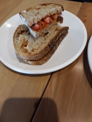 Kids P.B and strawberry sandwich at Fruitive in Virginia Beach