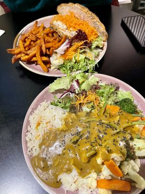 Chickpea Sandwich + Curry  at To Kafe Tis Chrysanthi's in Larnaca