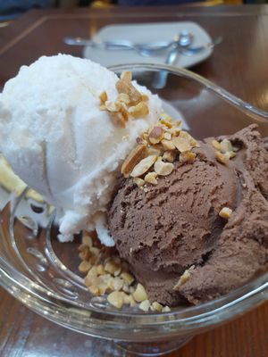 New longon flavour and my all time favourite chocolate at Thanh Glado in Ho Chi Minh City