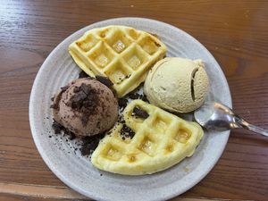 Choc and caramel   at Thanh Glado in Ho Chi Minh City