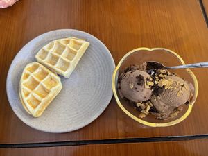 Chocolate and mocha   at Thanh Glado in Ho Chi Minh City