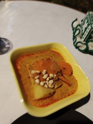 Massaman curry at Supranee Vegetarian Food in Koh Phayam