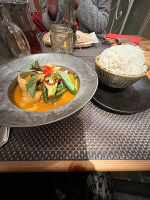 Red Thai curry and rice at Giggling Squid in Maidstone