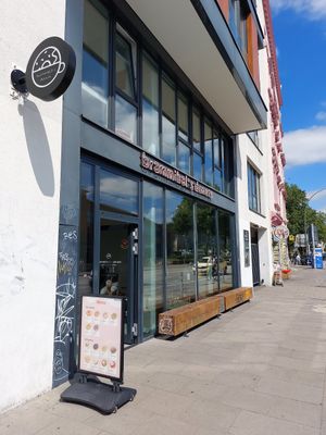 Storefront at Brammibal's Donuts - Schanzenviertel in Hamburg