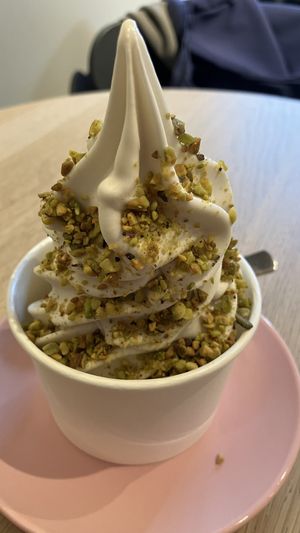 Mit Pistazien   at Brammibal's Donuts - Schanzenviertel in Hamburg