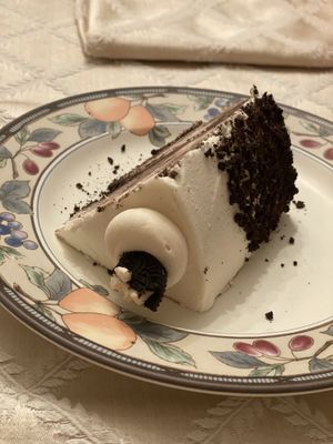 Cookies & Cream Icecream Cake at FoMu in Allston