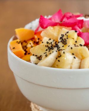 Smoothie bowls at Hey Mama in Mirissa