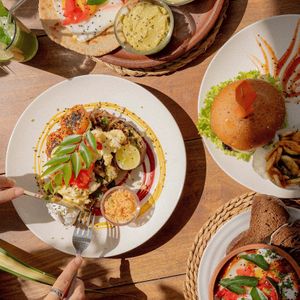 Brunch at Hey Mama in Mirissa