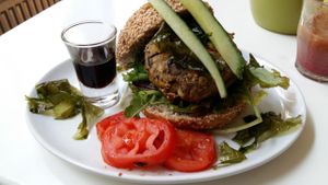 Vegan Sushiburger at Fine Fresh Food in The Hague