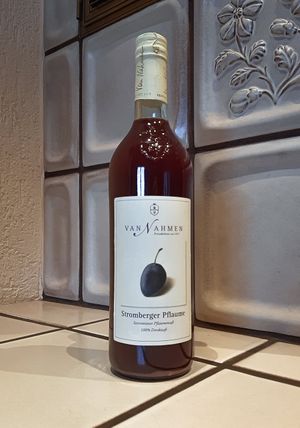 Direktsaft, Stromberger Pflaume #Veganuary at Obstkelterei van Nahmen in Hamminkeln