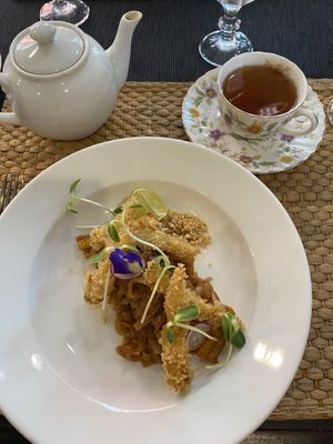 Pad Thai at breakfastt  at Na Vayla Paplern-Vegan Restaurant in Bangkok