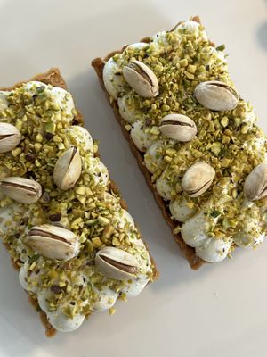 pistachio pie  at orrrn in Jeju