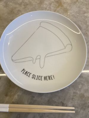 Cute plates   at pizza marumo in Tokyo