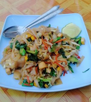 Pad See Ew Tofu, 40 Baht. Pretty good, lots of vegetables! :) at Joy's Place in Pai