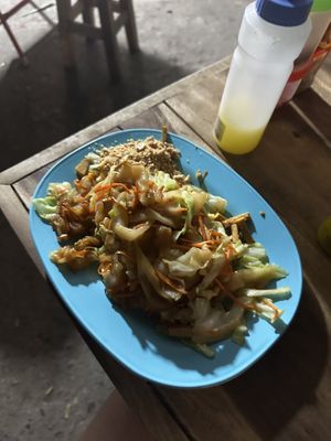 Pad see ew with tofu   at Joy's Place in Pai