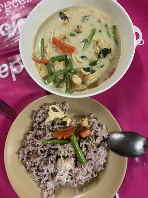 Green Curry, so good!  at Samosa Thai Restaurant in Koh Tao