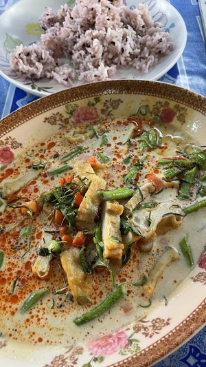   at Samosa Thai Restaurant in Koh Tao